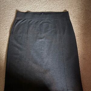 NYDJ Dark Gray Pencil Skirt. Sz. Large